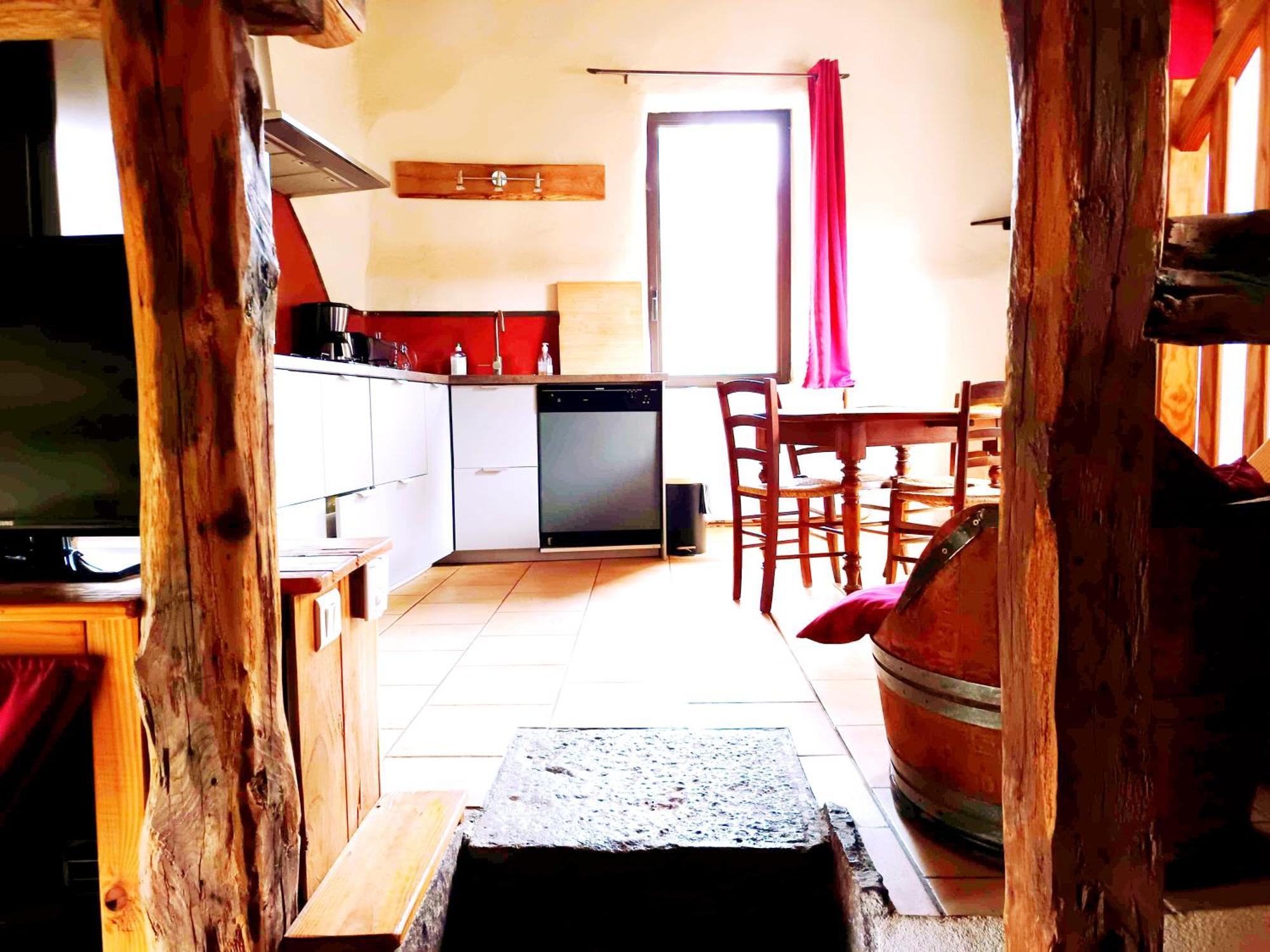 De La Bastide, 30750 Holiday home Treves