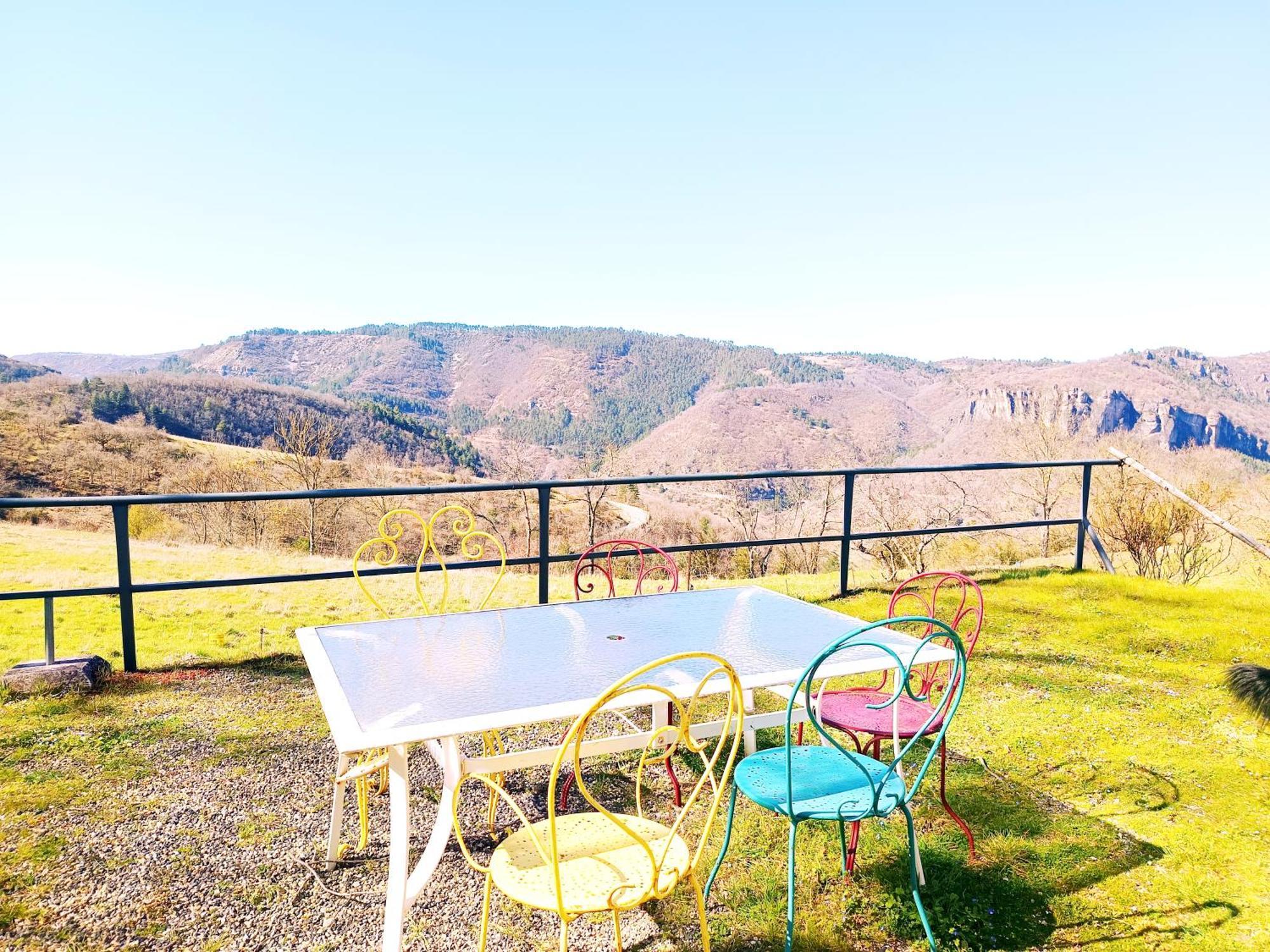 De La Bastide, 30750 Treves