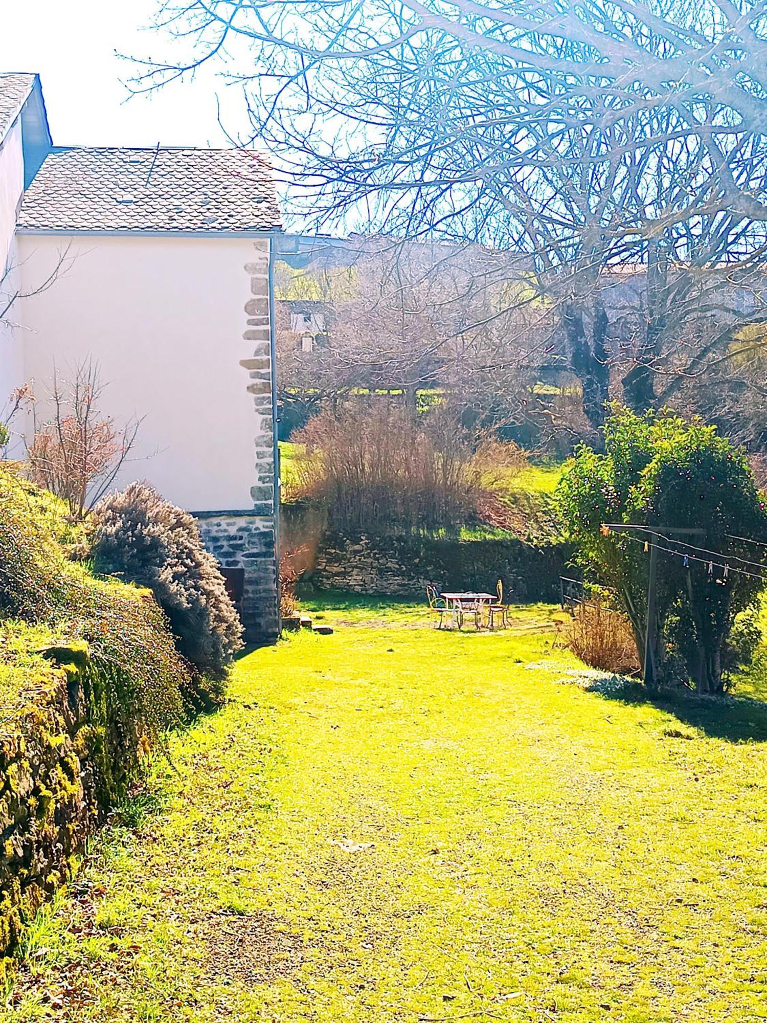 De La Bastide, 30750 Holiday home *