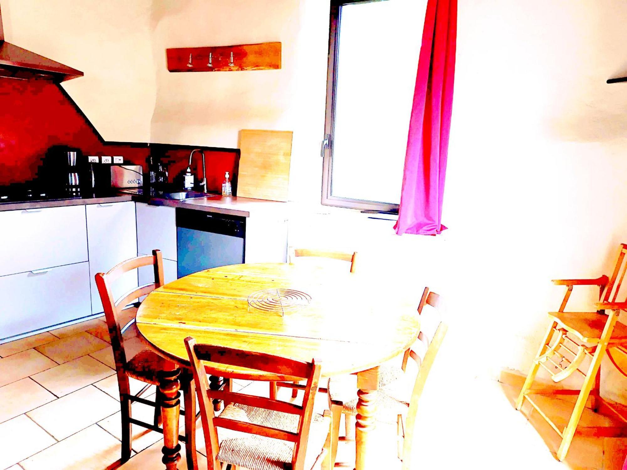 De La Bastide, 30750